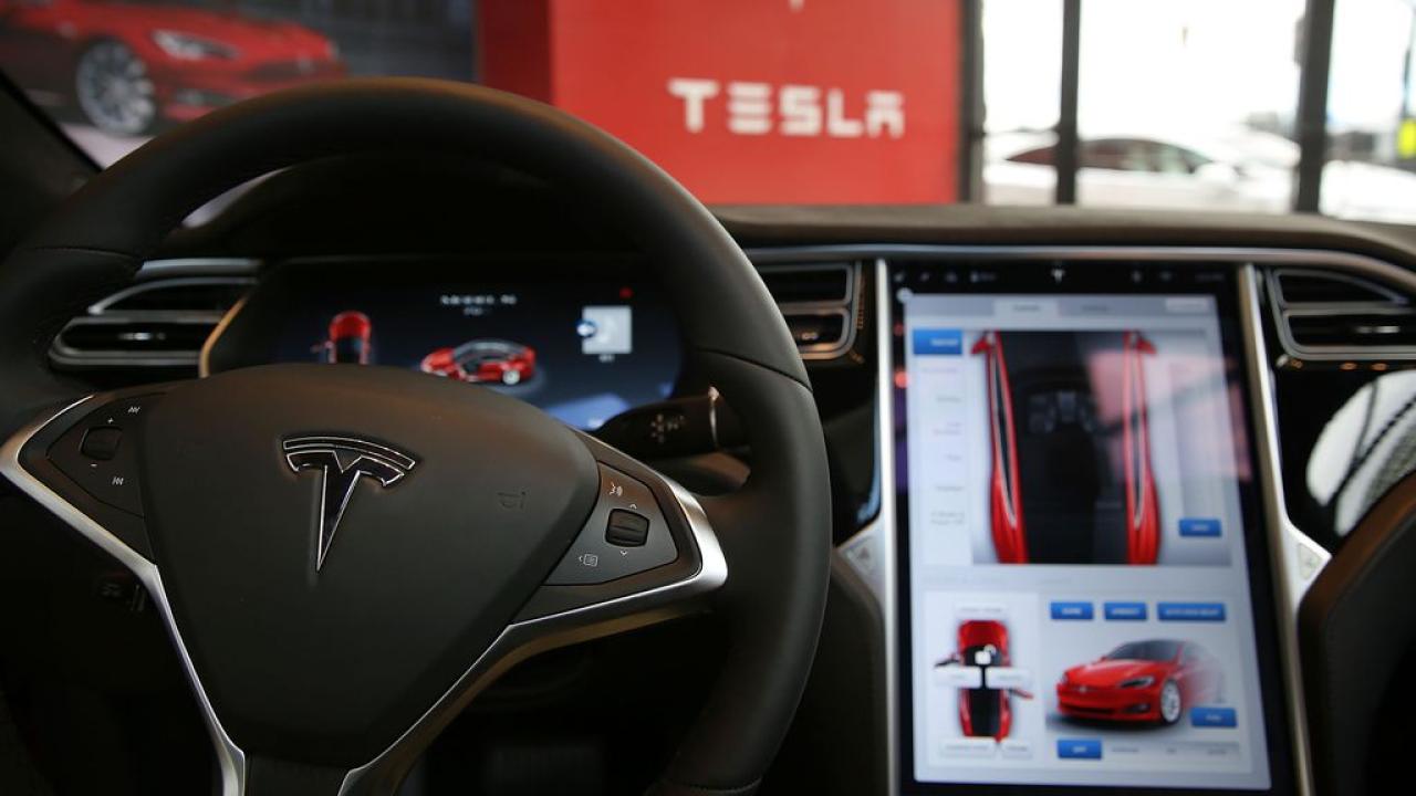 Photo: Spencer Platt/Getty Images tesla